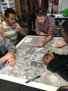 Landscape Architects Meet With Community Students to Discuss Redevelopment