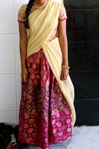 Half-sari