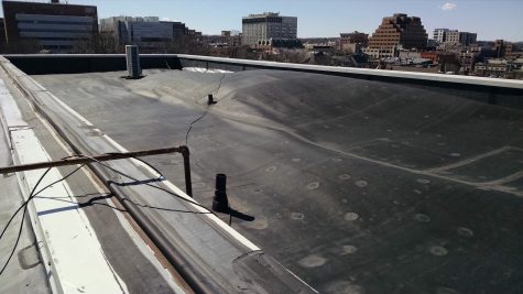 Membrane of Roof Becomes Unattached in High Winds