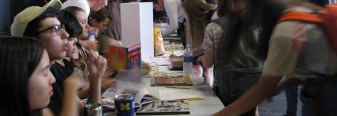 Crowds Show Up and Clubs Show Out for Club Fair
